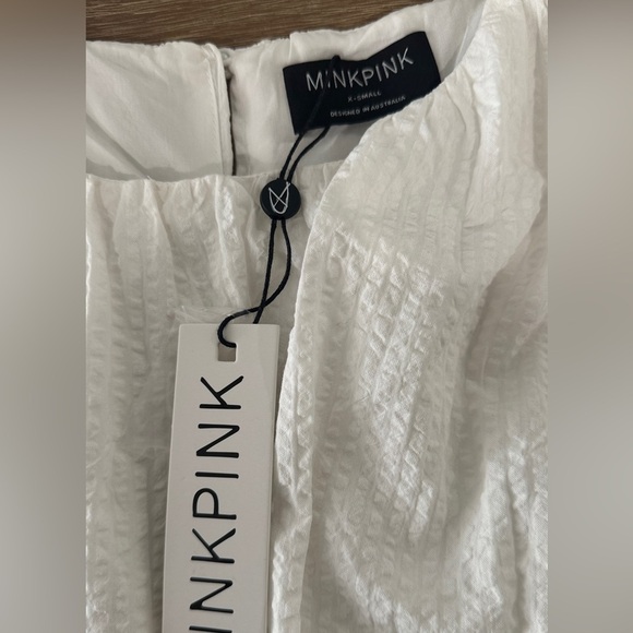 Alexa Bubble Crop Top in White MINKPINK xs - Picture 4 of 4